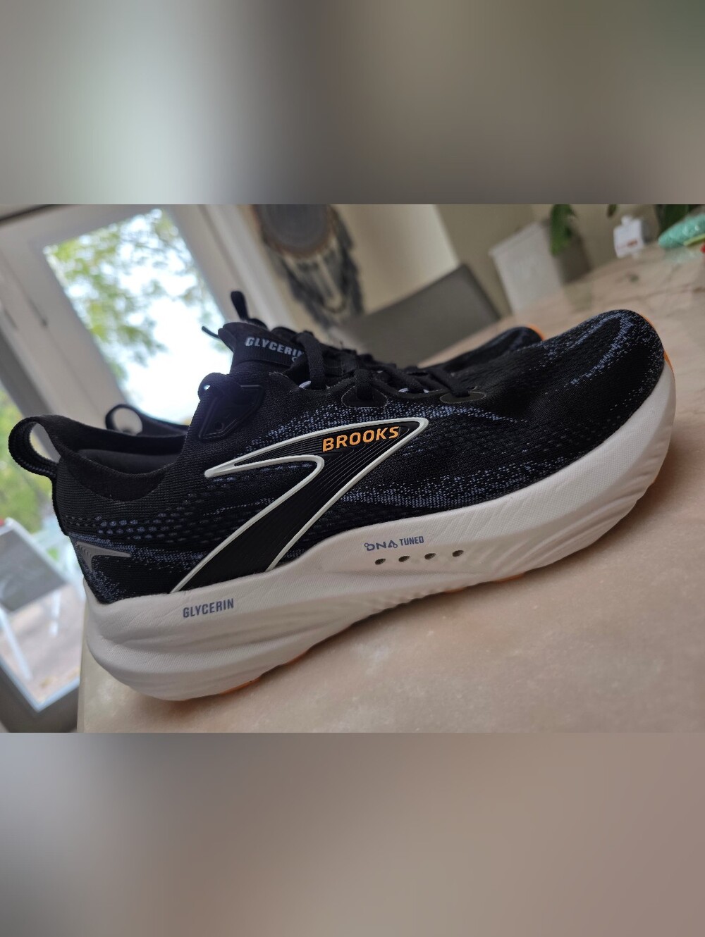 Brooks Glycerin Men's Running Shoes - Black & White